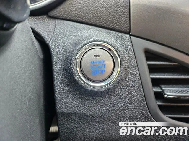 Hyundai AVANTE 2014 — фото 12