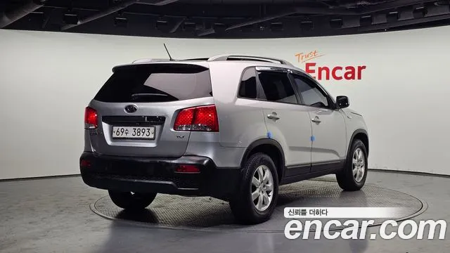Kia Sorento 2010 — фото 2