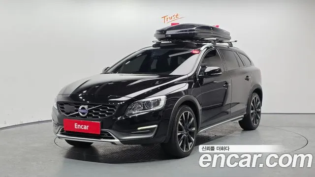 Volvo V60 2016 — фото 1