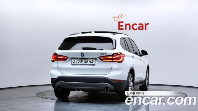 BMW X1 2016 — фото 4
