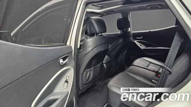 Hyundai Santafe 2015 — фото 17