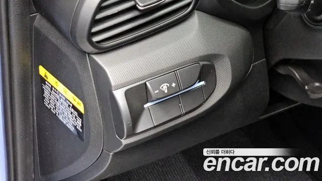 Hyundai Veloster 2019 — фото 14