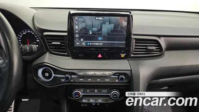Hyundai Veloster 2019 — фото 15