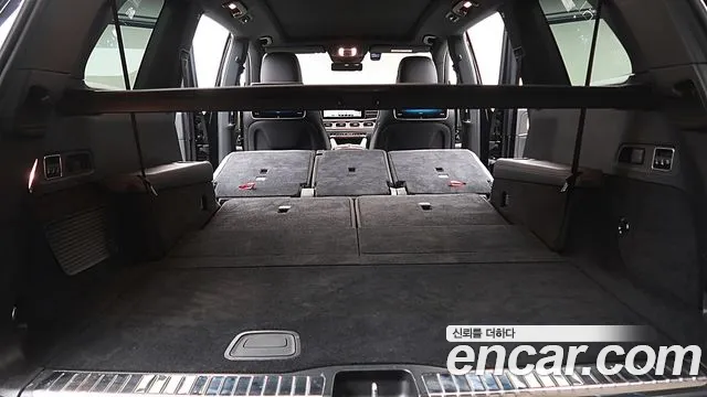 Mercedes-Benz GLS-Class 2022 — фото 17