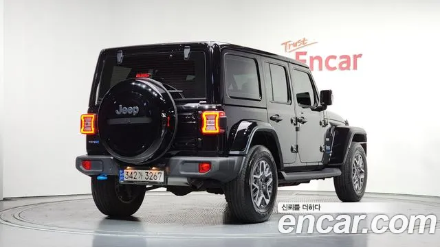 Jeep Wrangler 2022 — фото 1