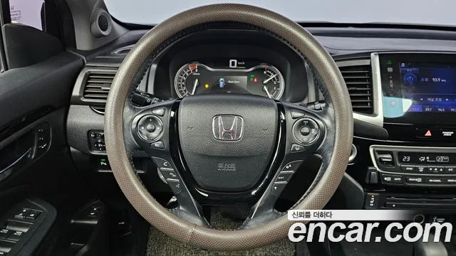 Honda Pilot 2016 — фото 13