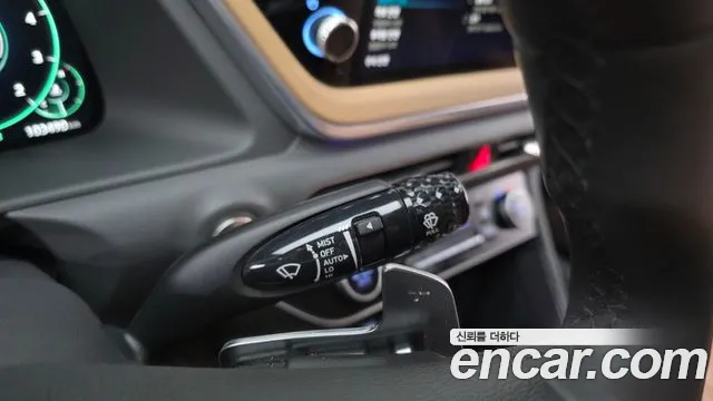 Hyundai Sonata 2020 — фото 18