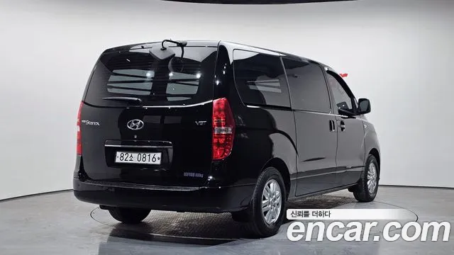 Hyundai Starex 2019 — фото 2