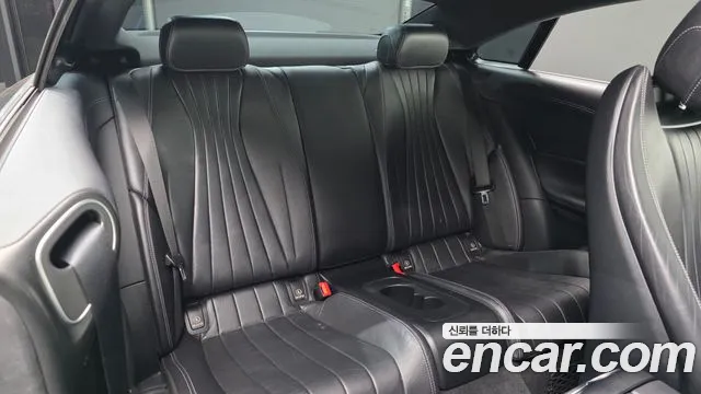 Mercedes-Benz E-Class 2019 — фото 12