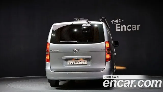 Hyundai Starex 2018 — фото 4