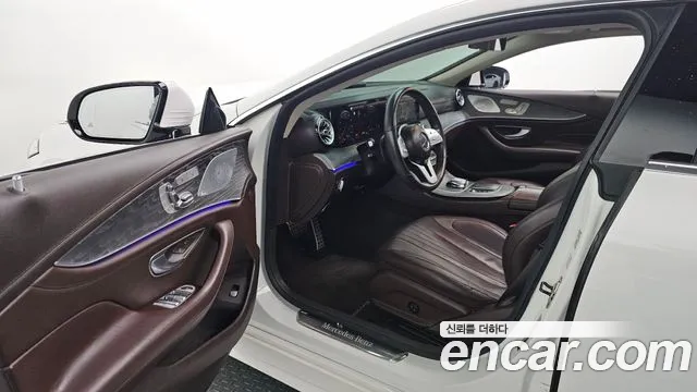 Mercedes-Benz CLS-Class 2021 — фото 11