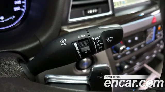 Hyundai Genesis 2016 — фото 16