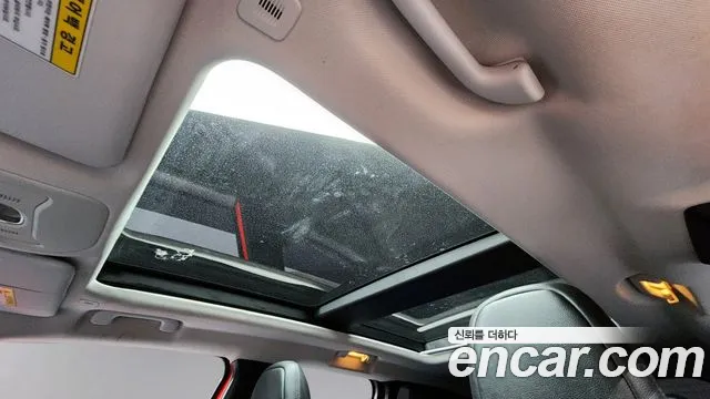 Jeep Renegade 2018 — фото 13