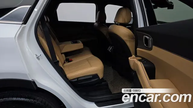 Kia Sorento 2022 — фото 12