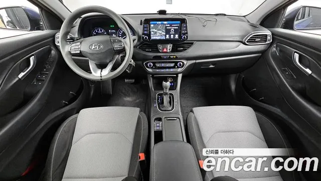 Hyundai i30 2018 — фото 7