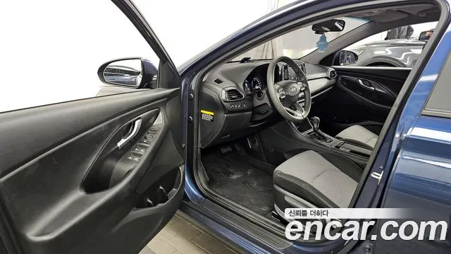 Hyundai i30 2018 — фото 10