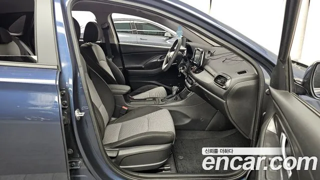 Hyundai i30 2018 — фото 11