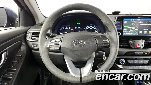 Hyundai i30 2018 — фото 13