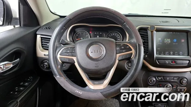 Jeep Cherokee 2015 — фото 13