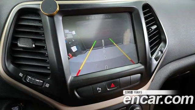Jeep Cherokee 2015 — фото 15