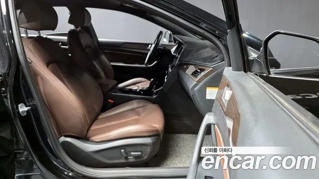 Hyundai Sonata 2019 — фото 11