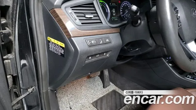 Hyundai Sonata 2019 — фото 17