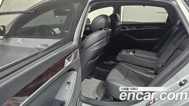 Hyundai Genesis 2015 — фото 11
