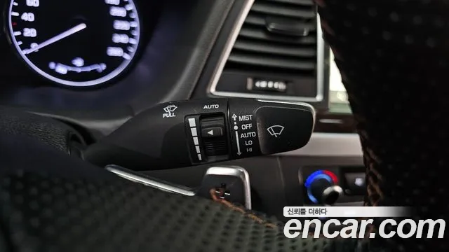 Hyundai Genesis 2015 — фото 16