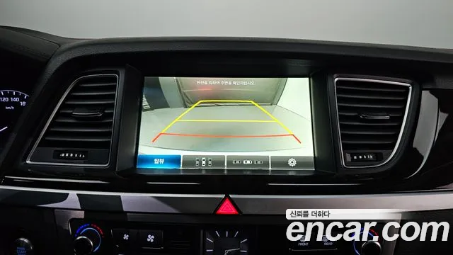 Hyundai Genesis 2015 — фото 18
