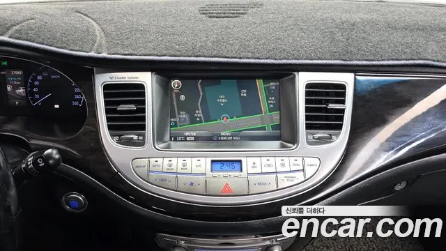 Hyundai Genesis 2014 — фото 15