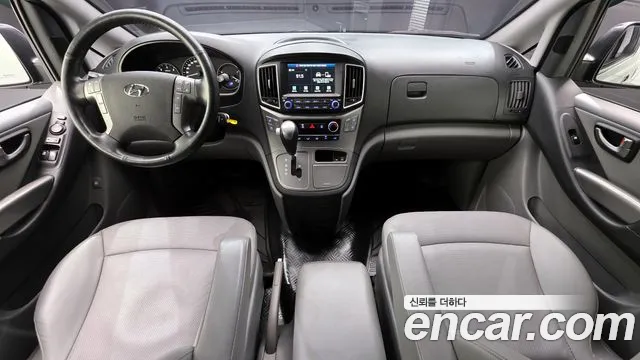 Hyundai Starex 2020 — фото 7