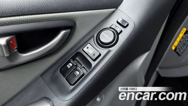 Hyundai Starex 2020 — фото 11