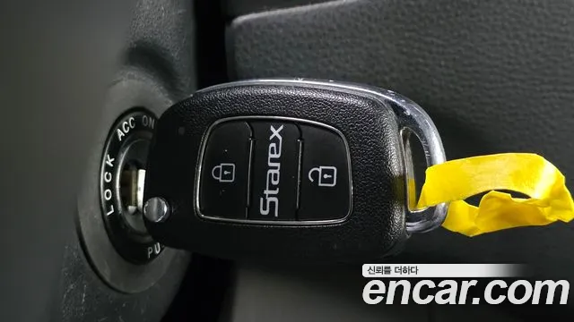 Hyundai Starex 2020 — фото 17
