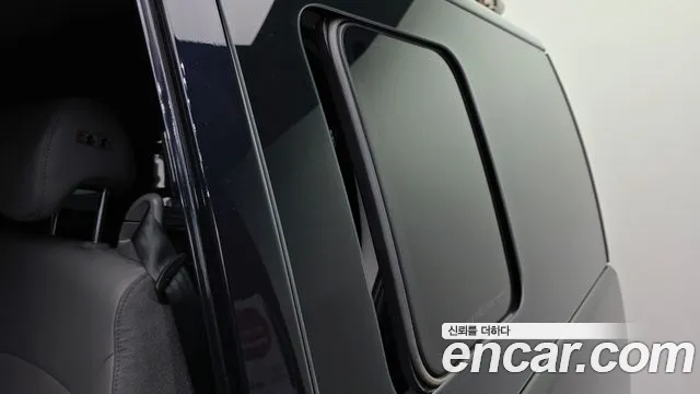 Hyundai Starex 2020 — фото 18