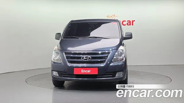 Hyundai Starex 2018 — фото 3