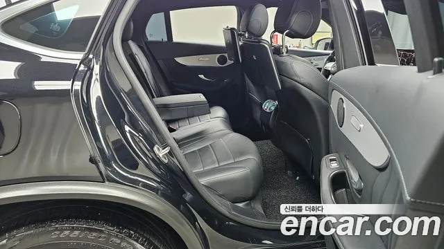 Mercedes-Benz GLC-Class 2023 — фото 12