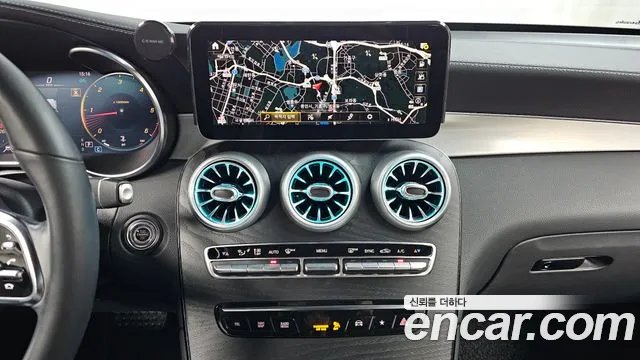 Mercedes-Benz GLC-Class 2023 — фото 15