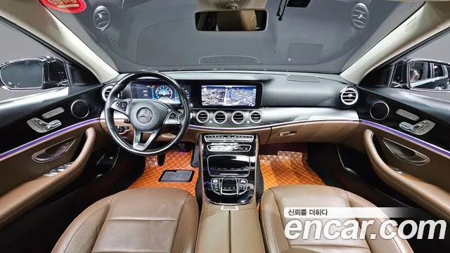 Mercedes-Benz E-Class 2017 — фото 7