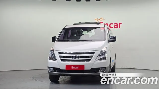 Hyundai Starex 2016 — фото 3