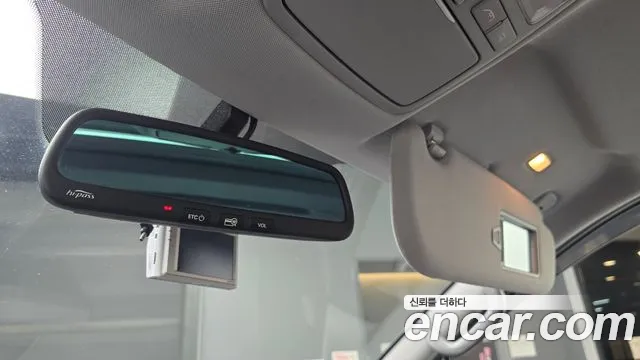 Hyundai Starex 2016 — фото 18