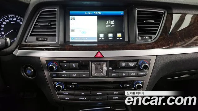 Hyundai Genesis 2015 — фото 14