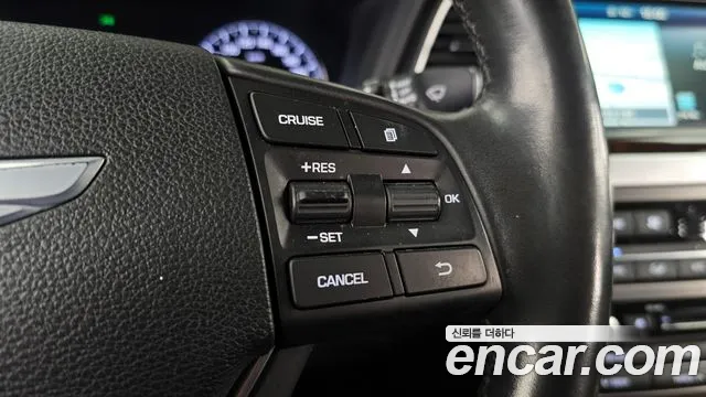 Hyundai Genesis 2015 — фото 18