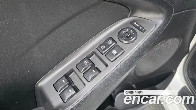 Kia K3 2014 — фото 12