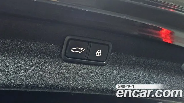 Genesis G80 2018 — фото 17