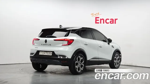 Renault-KoreaSamsung Captur 2020 — фото 2
