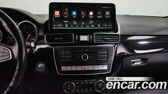 Mercedes-Benz GLE-Class 2016 — фото 14