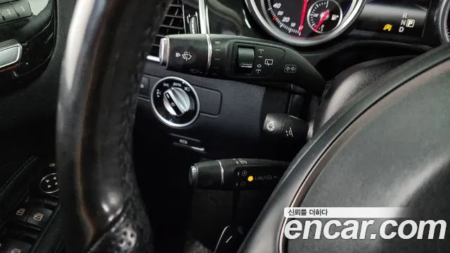 Mercedes-Benz GLE-Class 2016 — фото 17