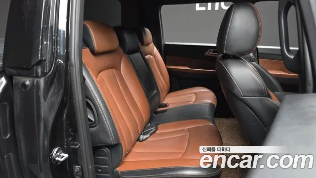 KG_Mobility_Ssangyong Rexton 2018 — фото 12
