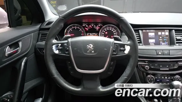 Peugeot 508 2016 — фото 13