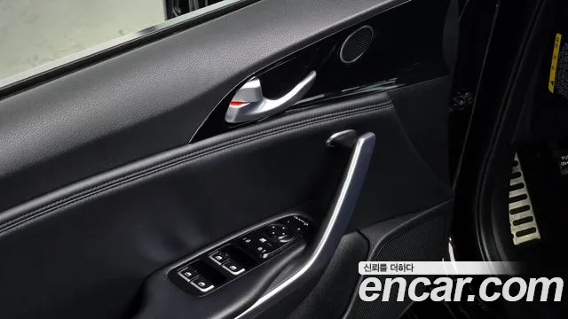 Kia Stinger 2018 — фото 17
